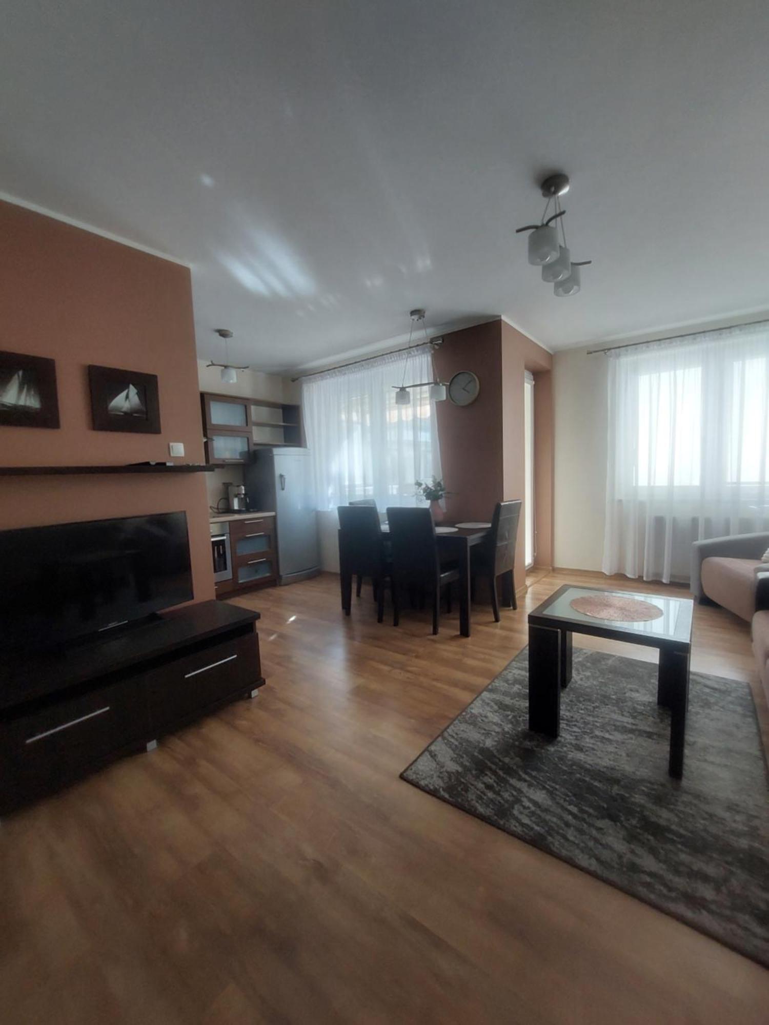 Apartament Fredry 9 Zielone Tarasy 코워브제크 외부 사진